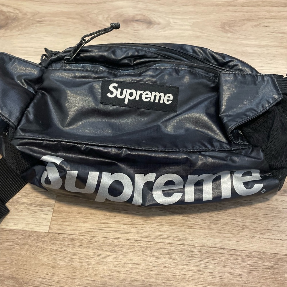 Supreme Cordura Waist Bag Crossbody Fanny Pack FW17 - Picture 3 of 11